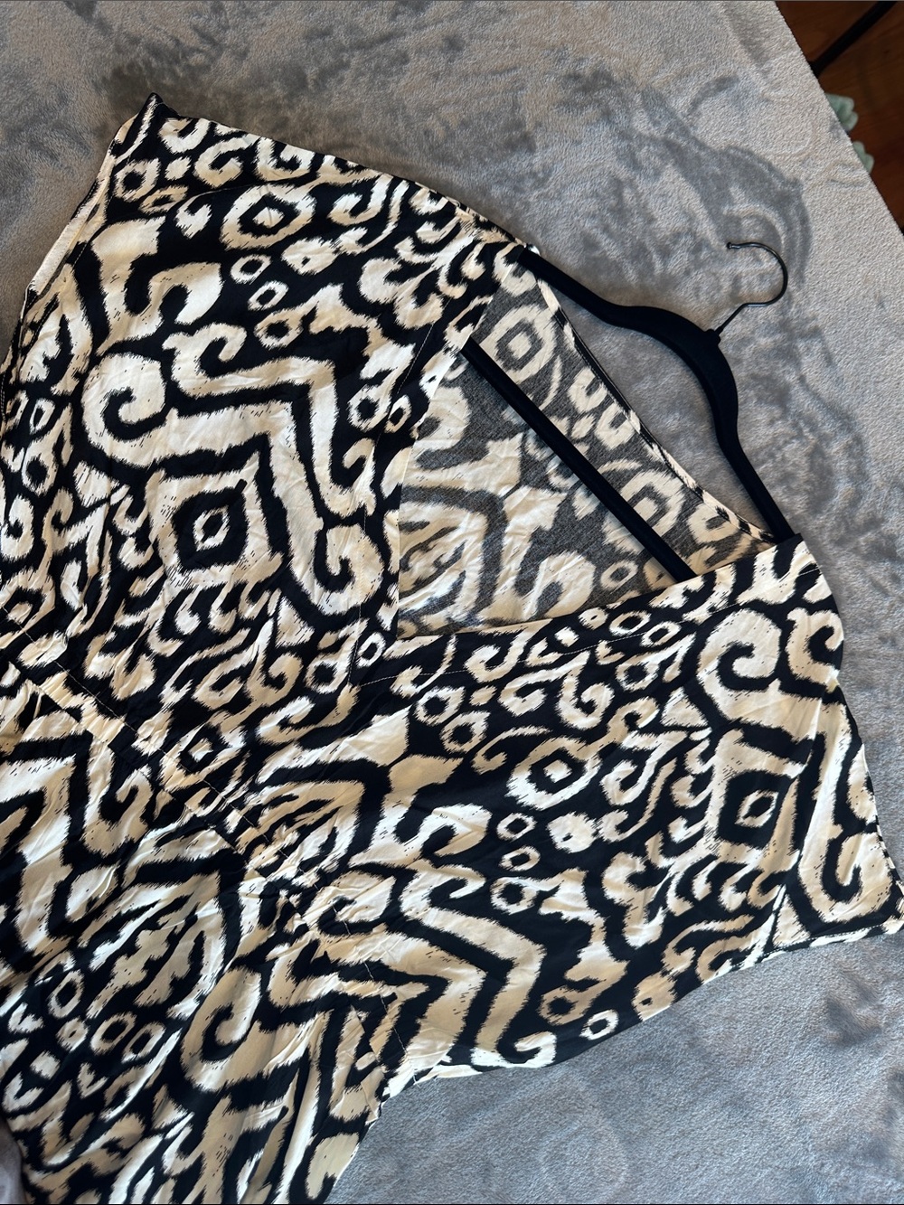 Cupshe Black & Crème Ikat Print Swim Cover Sz XL - Picture 9 of 9